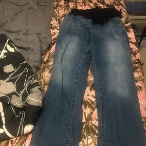Maternity jeans